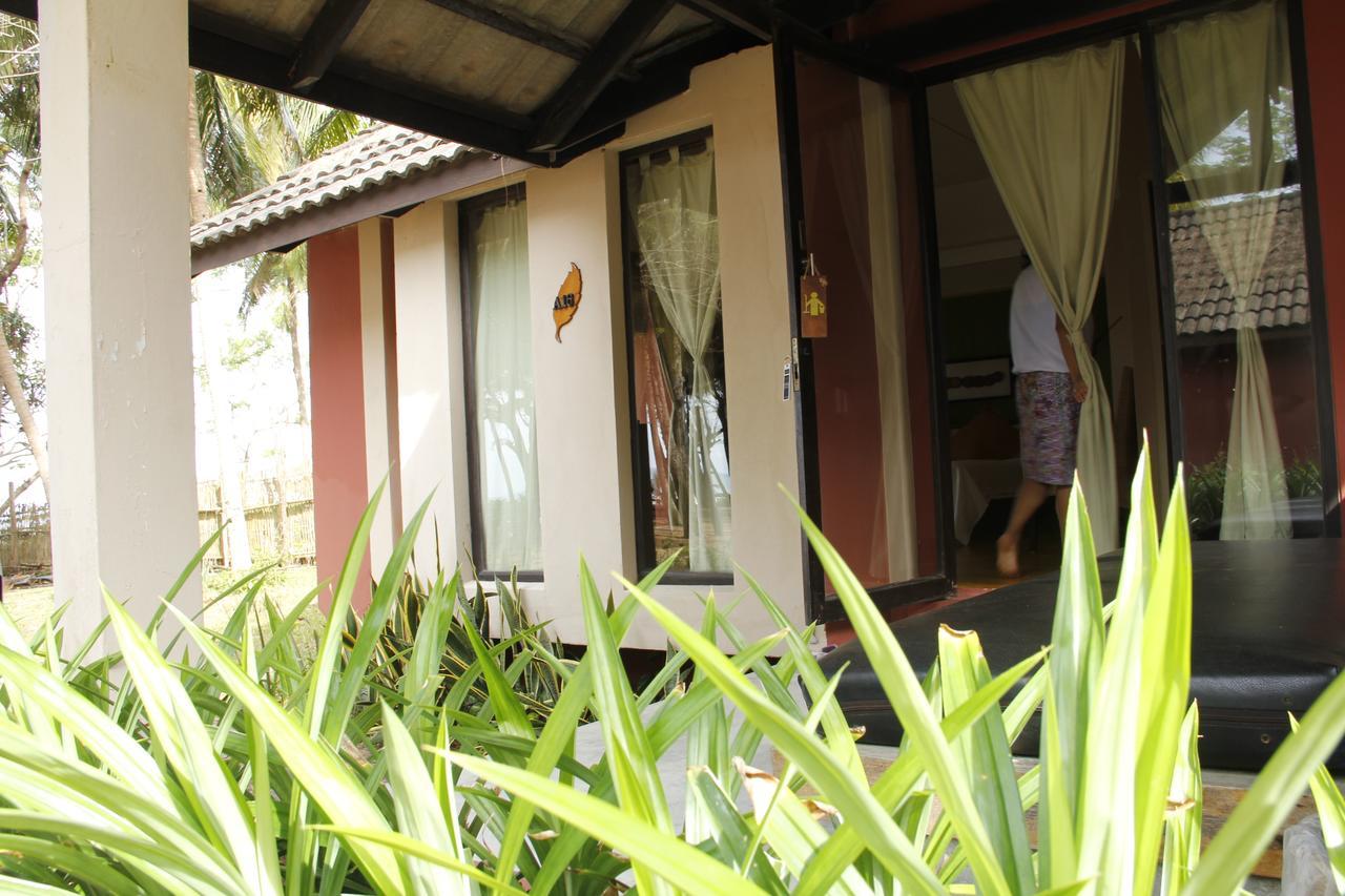 Baan Chumphon 호텔 Pathio 외부 사진