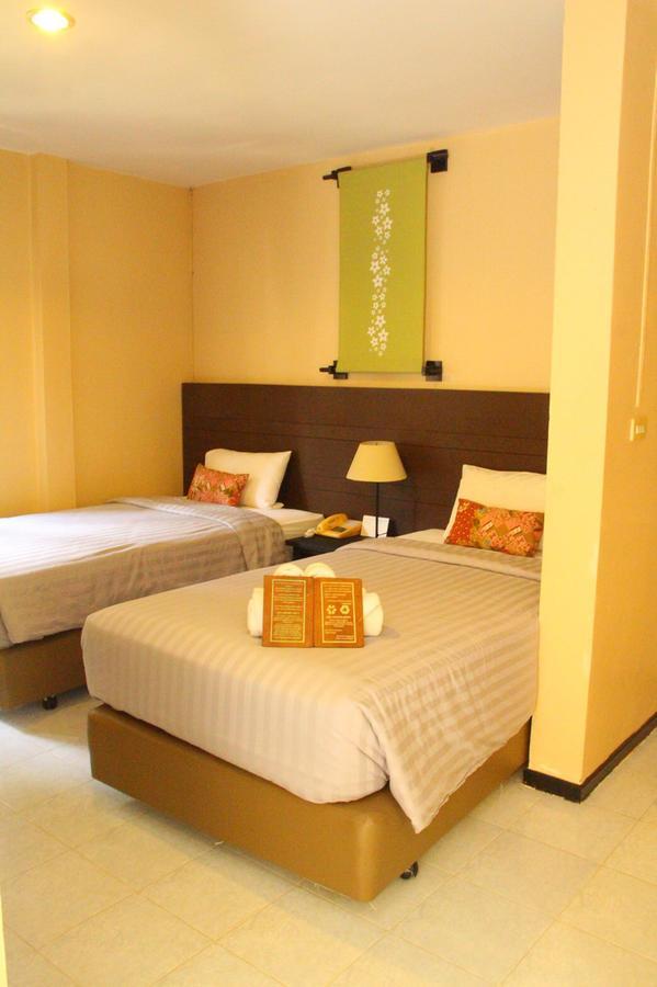 Baan Chumphon 호텔 Pathio 외부 사진